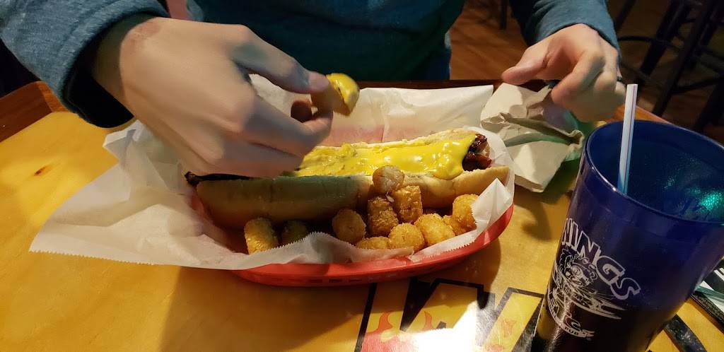 Wings Etc. | restaurant | 6247 Bluffton Rd, Fort Wayne, IN 46809, USA | 2604479464 OR +1 260-447-9464