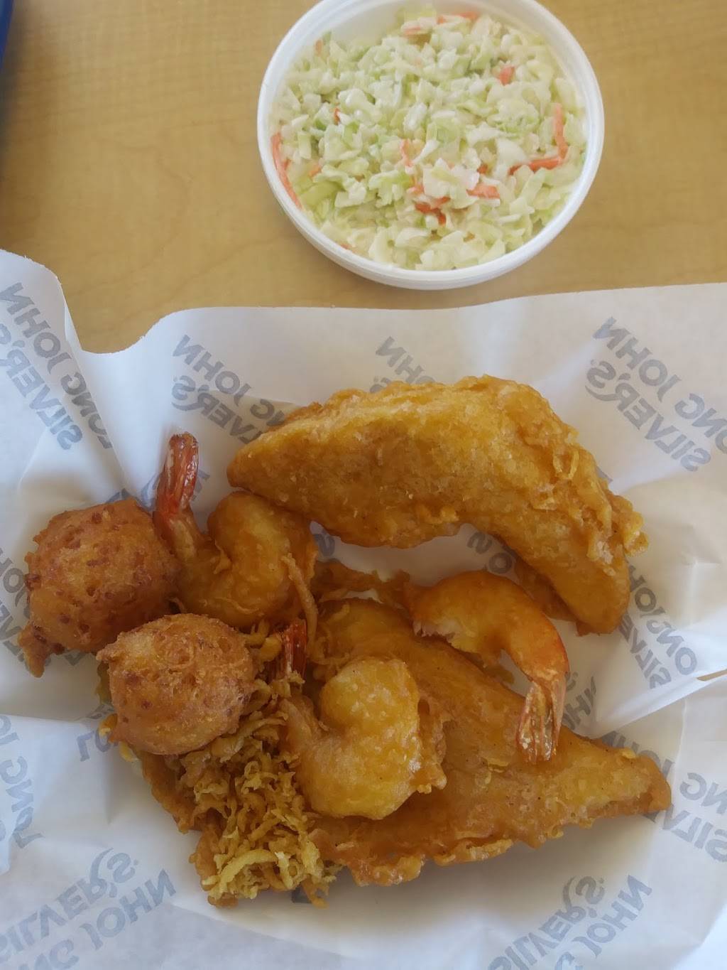 Long John Silvers | restaurant | 3801 Ming Ave, Bakersfield, CA 93309, USA | 6618346976 OR +1 661-834-6976