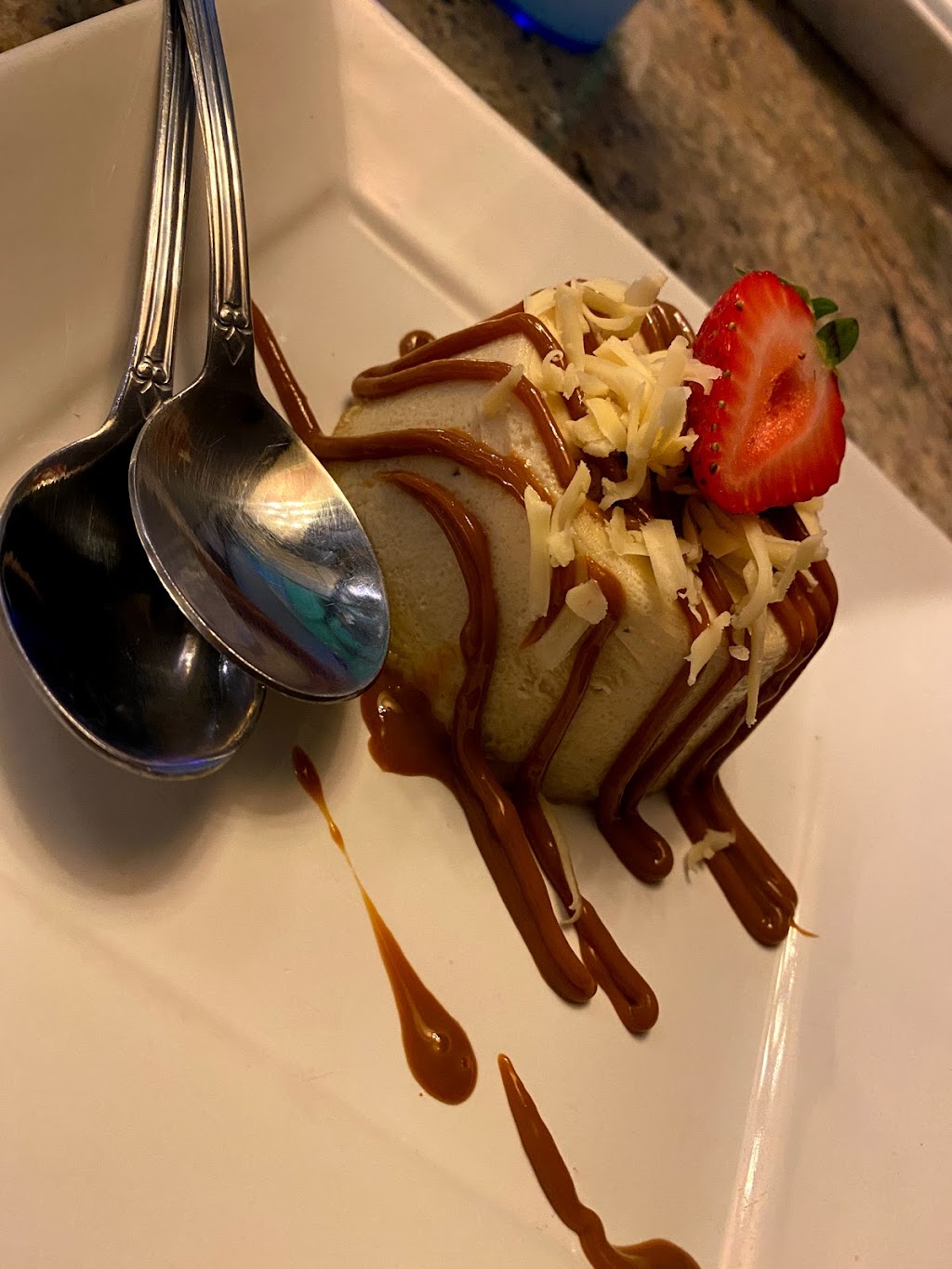 Savora Seafood &Grill | restaurant | 5517 McPherson Rd #8, Laredo, TX 78041, USA | 9565167550 OR +1 956-516-7550