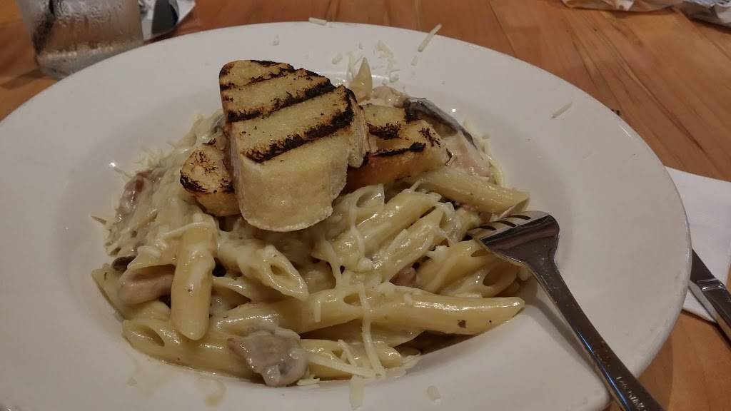 Twisted Fork Restaurant & Catering Inc | restaurant | 62 Main St, Mount Albert, ON L0G 1M0, Canada | 9054731111 OR +1 905-473-1111