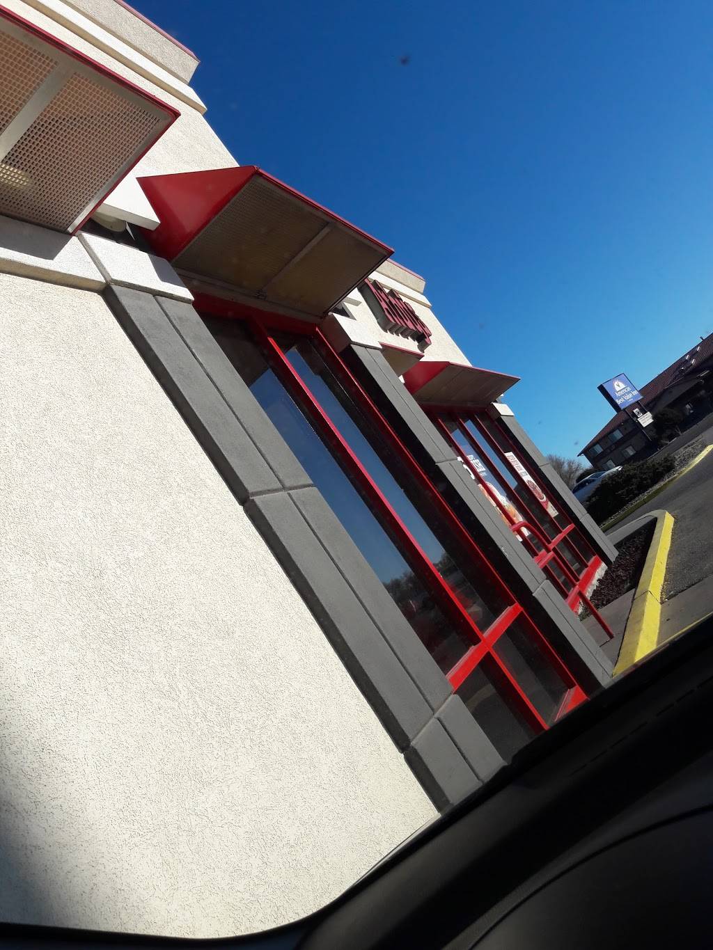 Arbys | meal takeaway | 1515 U.S. Rte 66, Moriarty, NM 87035, USA | 5058321598 OR +1 505-832-1598