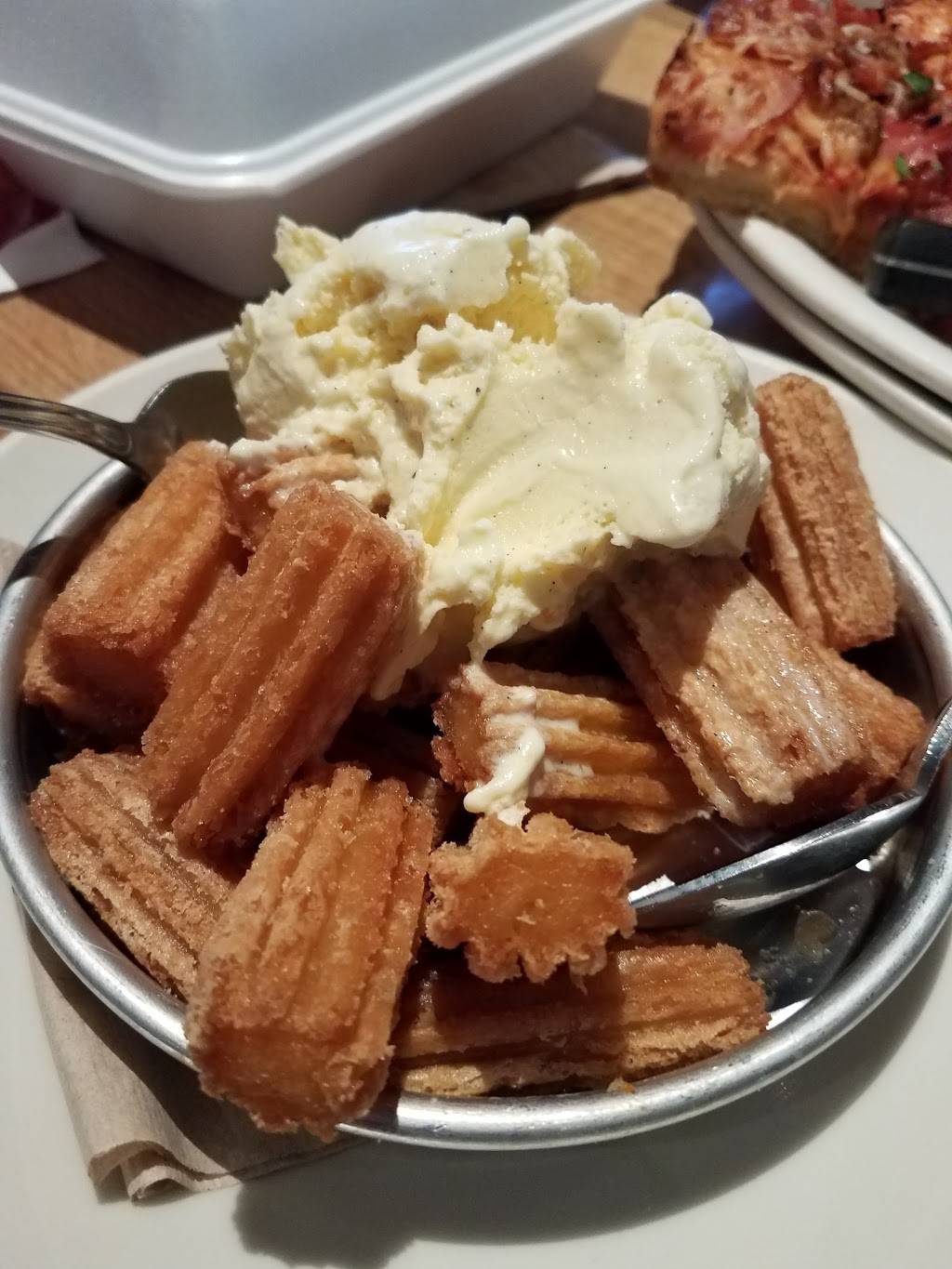 BJs Restaurant & Brewhouse | restaurant | 11101 183rd St, Cerritos, CA 90703, USA | 5624670850 OR +1 562-467-0850