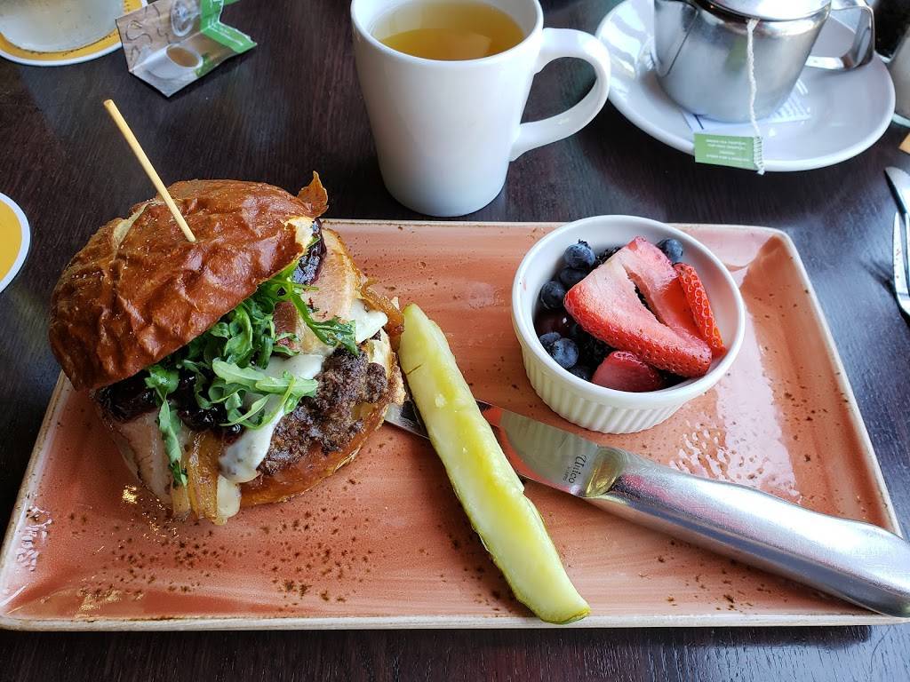 Red Cow | restaurant | 393 Selby Ave, St Paul, MN 55102, USA | 6517890545 OR +1 651-789-0545