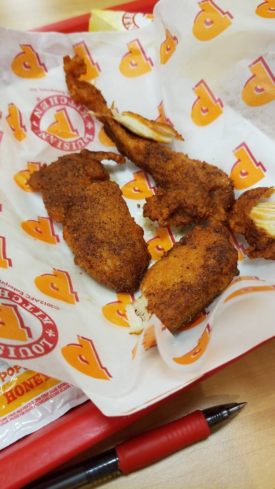 Popeyes Louisiana Kitchen | restaurant | 100 N Broadway St, Oak Grove, MO 64075, USA | 8166904115 OR +1 816-690-4115
