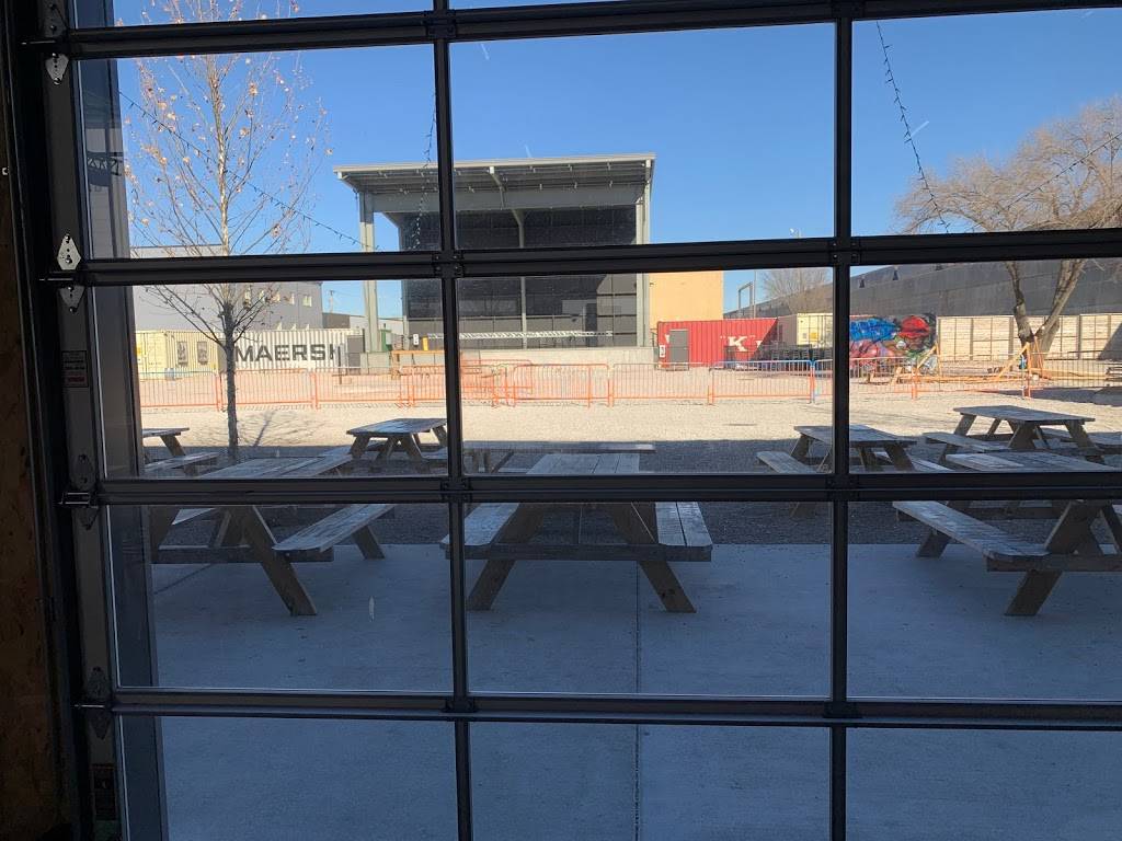 Wave | restaurant | 650 E 2nd St N, Wichita, KS 67202, USA | 3162605141 OR +1 316-260-5141