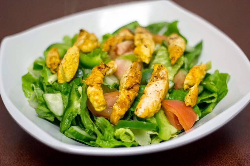 Luigis Lasagna & Pizzeria | restaurant | 17 Commercial St, Milton, ON L9T 2H6, Canada | 9058649442 OR +1 905-864-9442