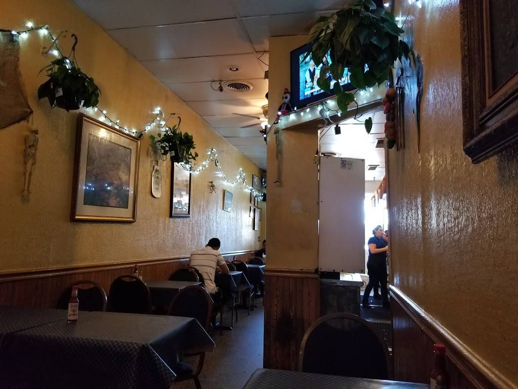 El Pulgarcito Restaurant | restaurant | 3838 Mt Vernon Ave, Alexandria, VA 22305, USA | 7035494549 OR +1 703-549-4549