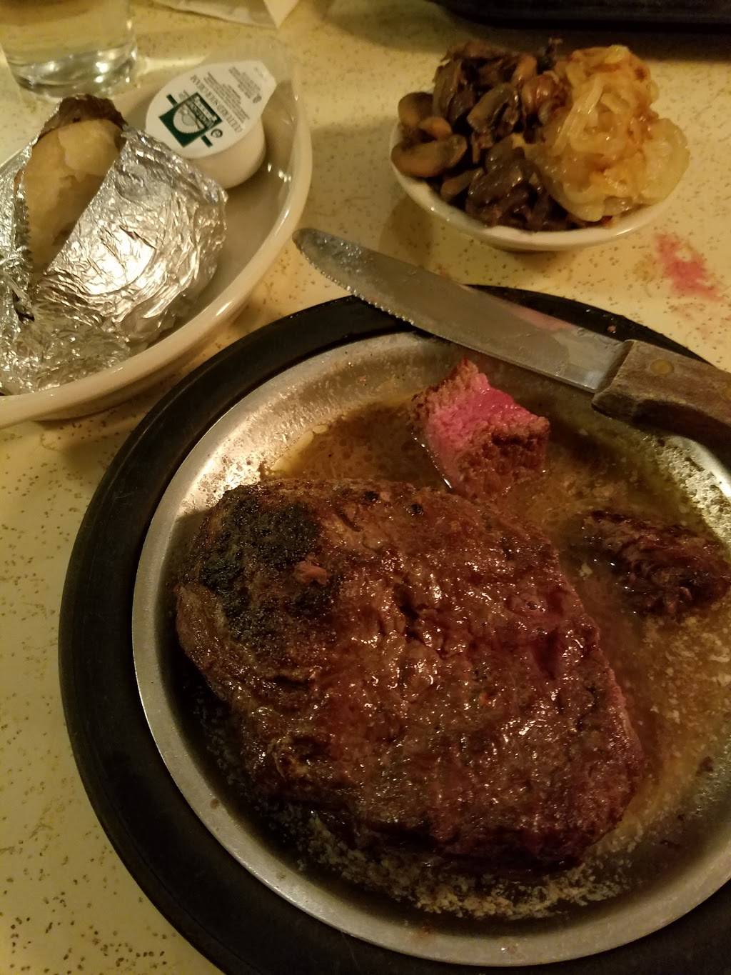 Annies T & T Steakhouse | restaurant | W598 County Rd N, Niagara, WI 54151, USA | 7155894111 OR +1 715-589-4111