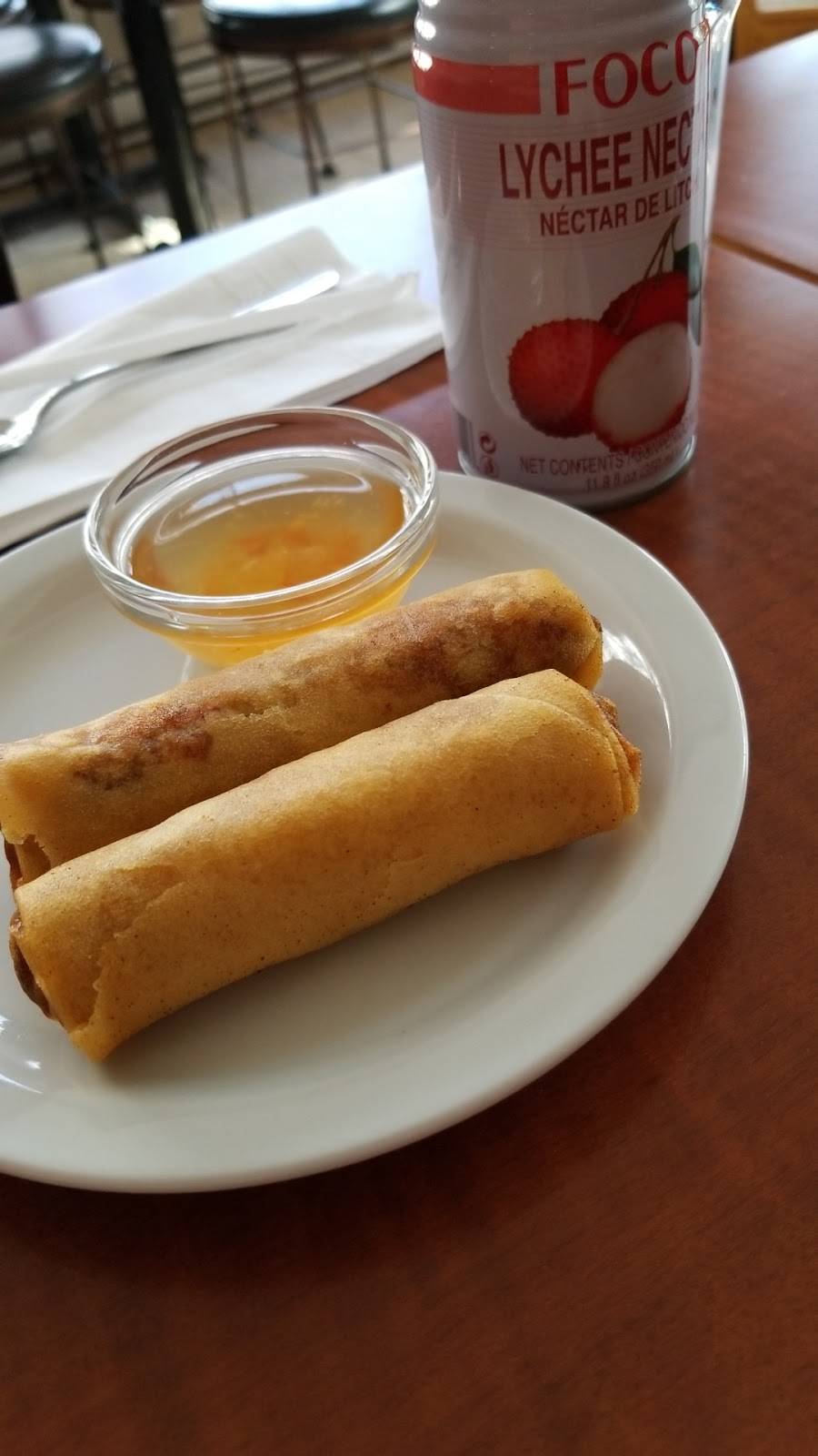 Cafe Banh Mi Linh | restaurant | 2151 Rue Fleury E, Montréal, QC H2B 1J9, Canada | 4383867883 OR +1 438-386-7883