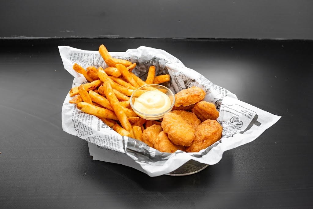 Ninas Burger & Pizza | restaurant | 200 Washington St, Peabody, MA 01960, USA | 9785310992 OR +1 978-531-0992