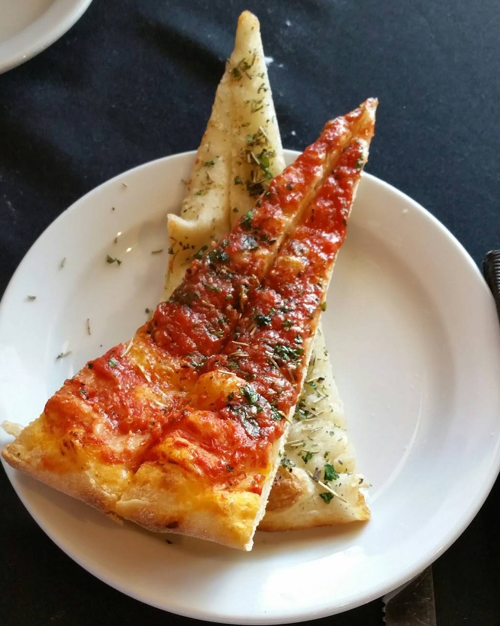 Da Mangione | restaurant | 475 Dumont Ave, Dorval, QC H9S 5W2, Canada | 5146338783 OR +1 514-633-8783