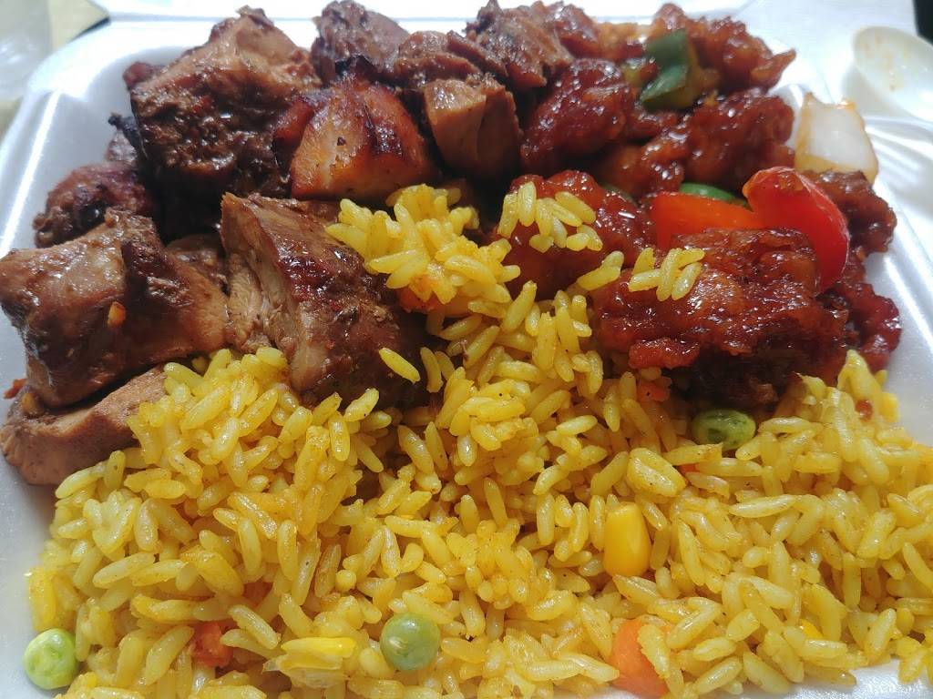 Caribbean Queen | restaurant | 6464 Yonge St, North York, ON M2M 3X4, Canada | 4166665785 OR +1 416-666-5785