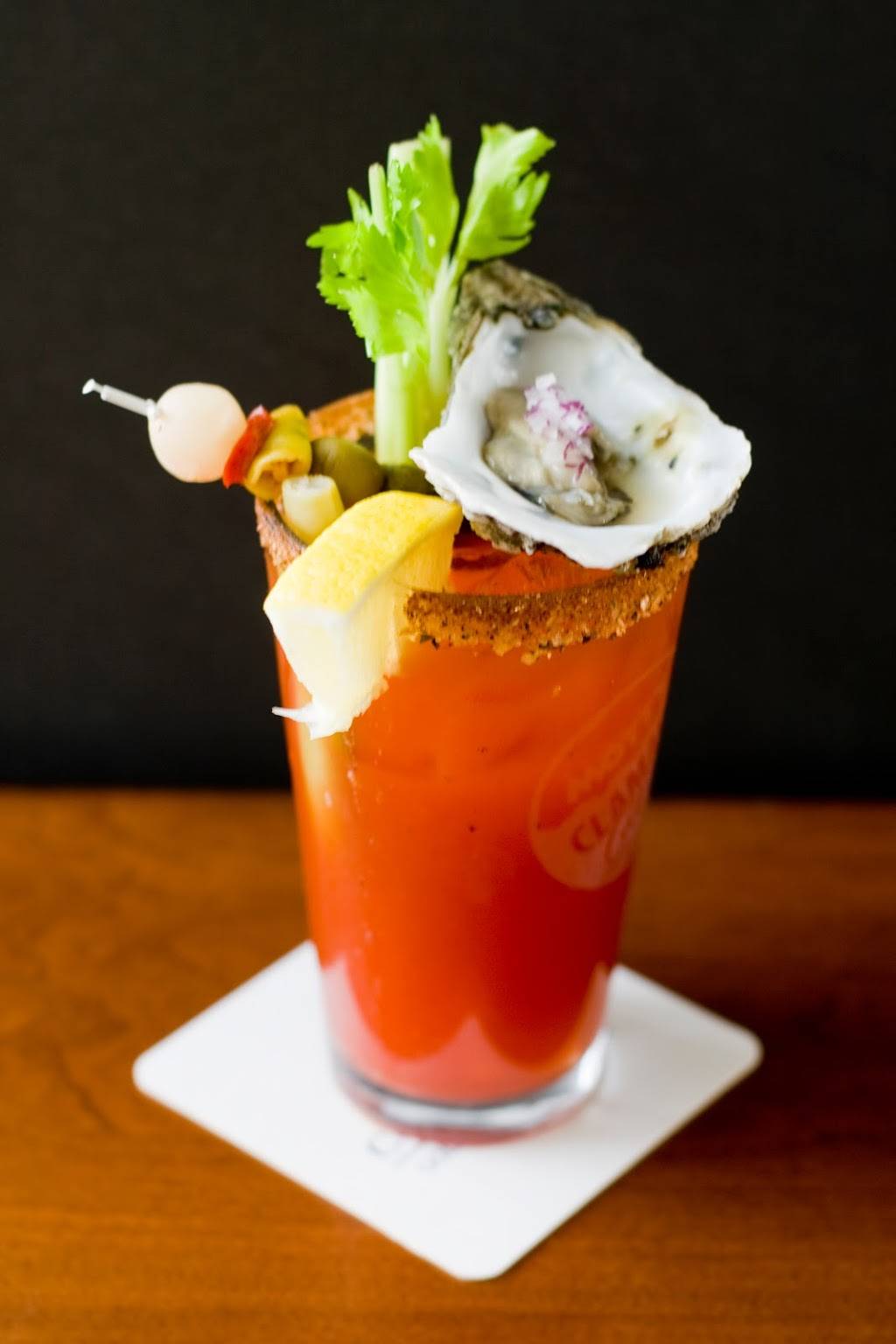 Sweetwater Restaurant & Bar | restaurant | 221 McLeese Dr, Kemble, ON N0H 1S0, Canada | 5193702173 OR +1 519-370-2173