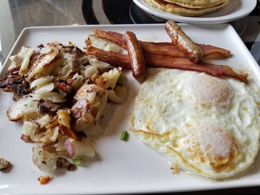 The Pan | restaurant | 2104 CA-1, Lomita, CA 90717, USA | 4243280080 OR +1 424-328-0080