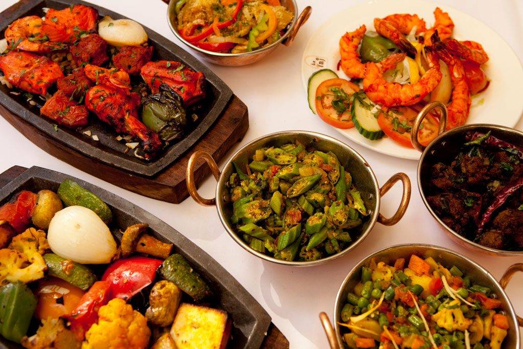 Royal Tandoori Granby | restaurant | 376 Rue Principale, Granby, QC J2G 5L9, Canada | 4505741122 OR +1 450-574-1122