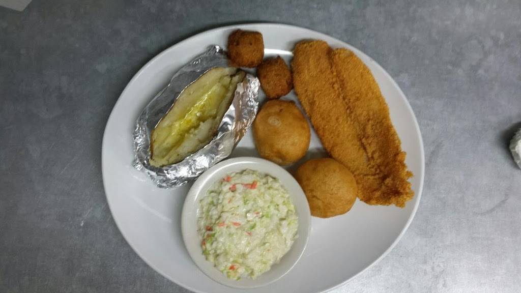 Old Town Bar & Grill, LLC | restaurant | 2312 South St, Lexington, MO 64067, USA | 6602592551 OR +1 660-259-2551