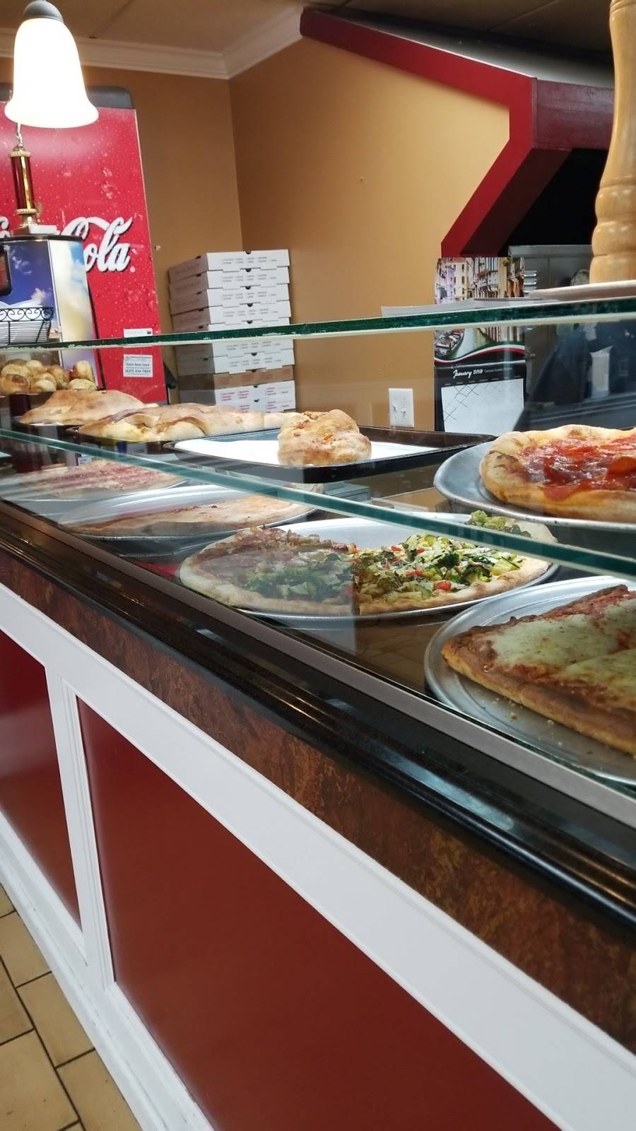 Delicious Restaurant & Pizzeria | restaurant | 60 Landing Rd, Glen Cove, NY 11542, USA | 5167590793 OR +1 516-759-0793