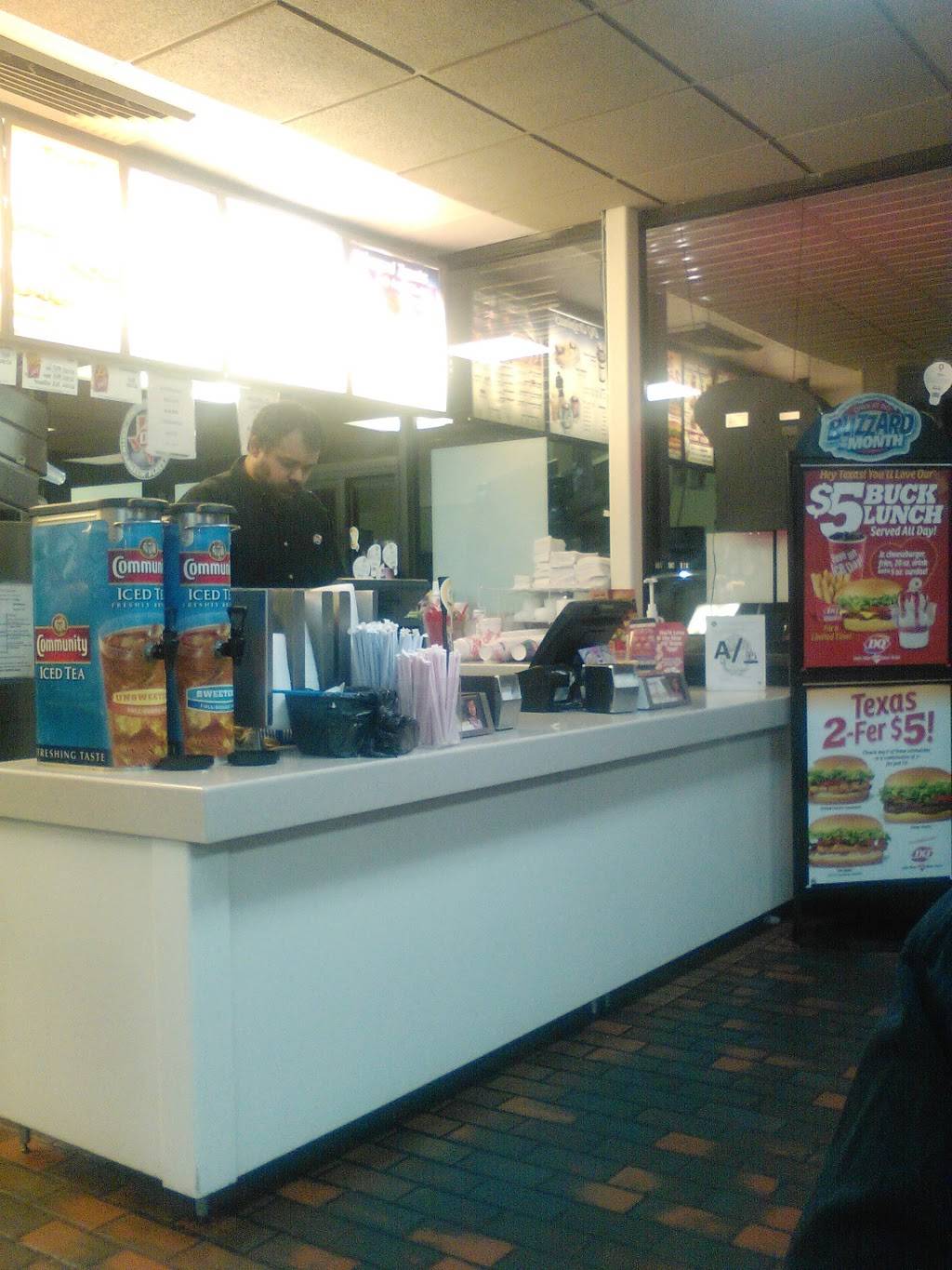 Dairy Queen Store | restaurant | 7118 Marbach Rd, San Antonio, TX 78227, USA | 2106737269 OR +1 210-673-7269