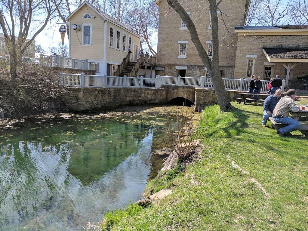 Hop Garden Brewery Tap Room | restaurant | 6889 Canal St, Belleville, WI 53508, USA | 6086366229 OR +1 608-636-6229