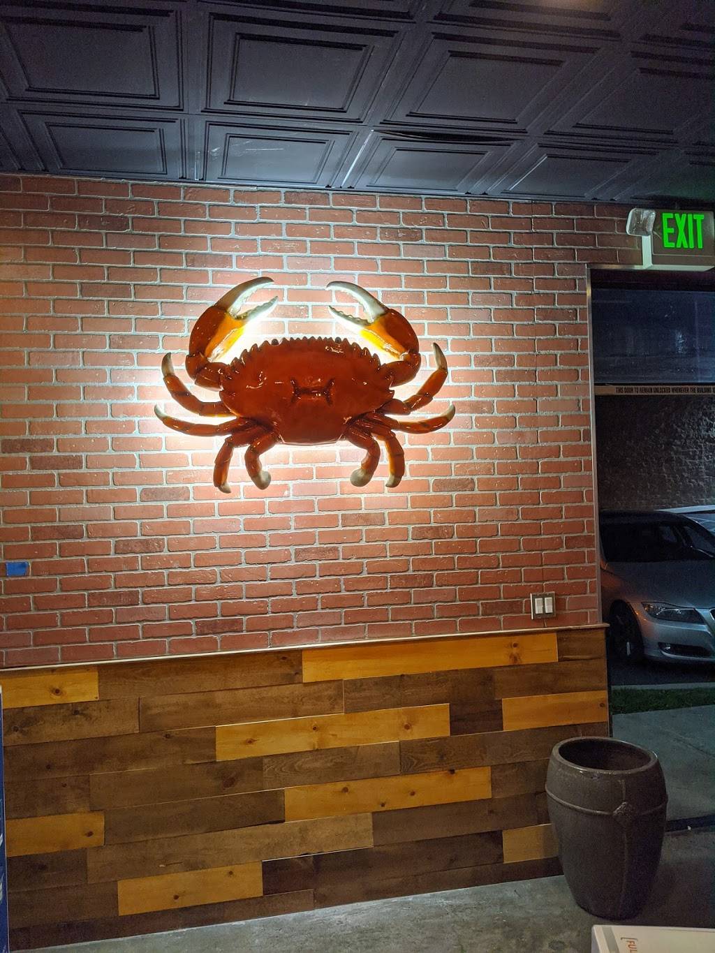 Backyard Bayou | restaurant | 3210 S White Rd, San Jose, CA 95148, USA | 4089829999 OR +1 408-982-9999