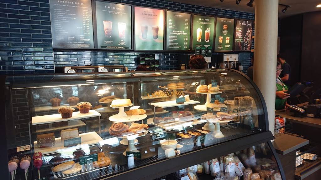 Starbucks | cafe | 910 Highland Ave, Needham, MA 02494, USA | 7814446234 OR +1 781-444-6234