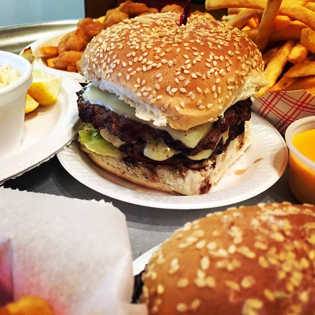 The Ice House | restaurant | 112 Wentworth Rd, Rye, NH 03870, USA | 6034313086 OR +1 603-431-3086