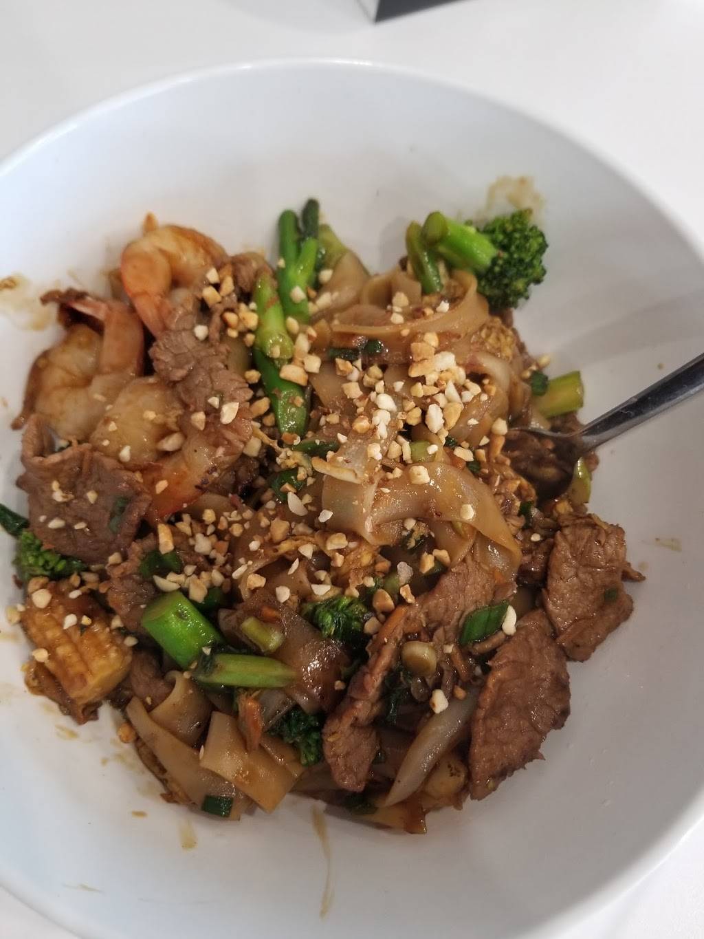 Thai Express | restaurant | 8071 Boulevard Newman, LaSalle, QC H8N 2N9, Canada | 5143796788 OR +1 514-379-6788