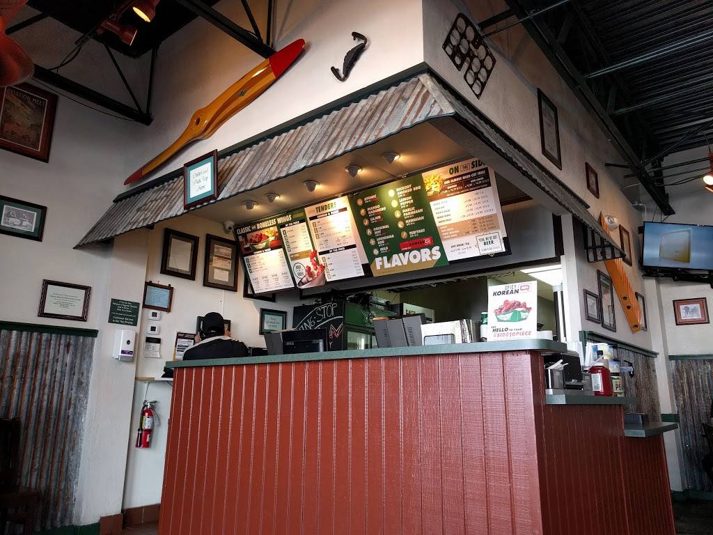 Wingstop | restaurant | 3400 Lombardy Ln Ste 107, Dallas, TX 75220, USA | 2146549464 OR +1 214-654-9464