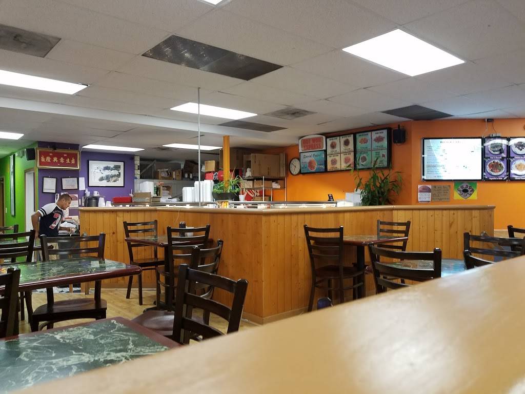 Hot Wok Express | restaurant | 3000 23rd Ave, Greeley, CO 80631, USA | 9703536688 OR +1 970-353-6688