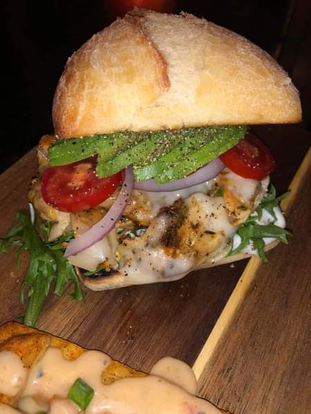 Kurtzys Kitchen | restaurant | 121 N Linn St, Iowa City, IA 52245, USA | 7196008539 OR +1 719-600-8539