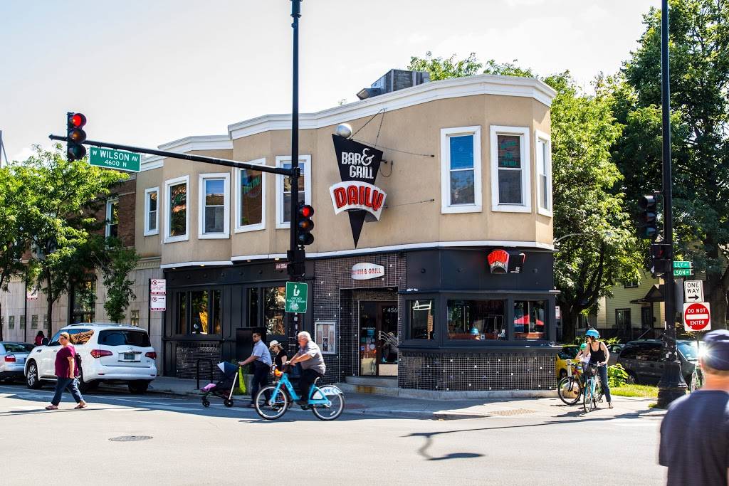 Daily Bar & Grill | restaurant | 4560 N Lincoln Ave, Chicago, IL 60625, USA | 7735616198 OR +1 773-561-6198