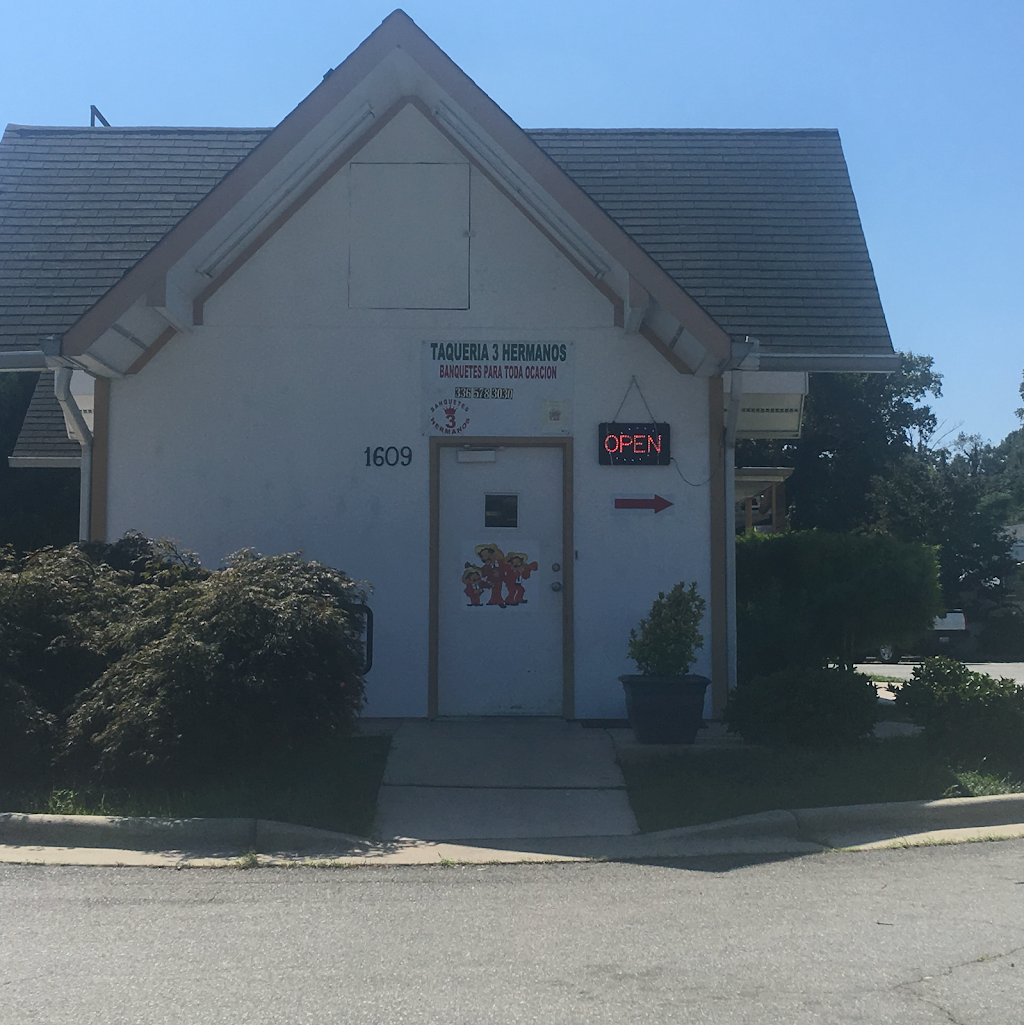 Taqueria Tres Hermanos | restaurant | 1609 N Church St, Burlington, NC 27217, USA | 3365783030 OR +1 336-578-3030