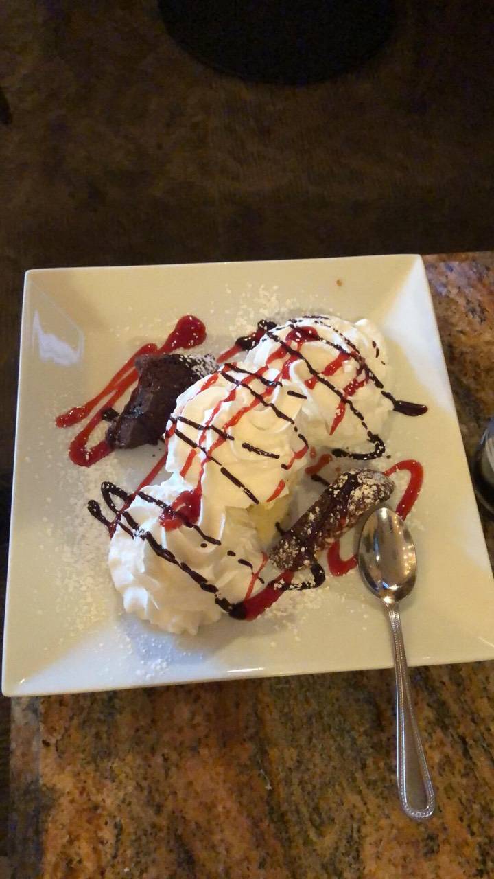 Deans Place | restaurant | 8355 Dean Martin Dr, Las Vegas, NV 89139, USA | 7023878887 OR +1 702-387-8887