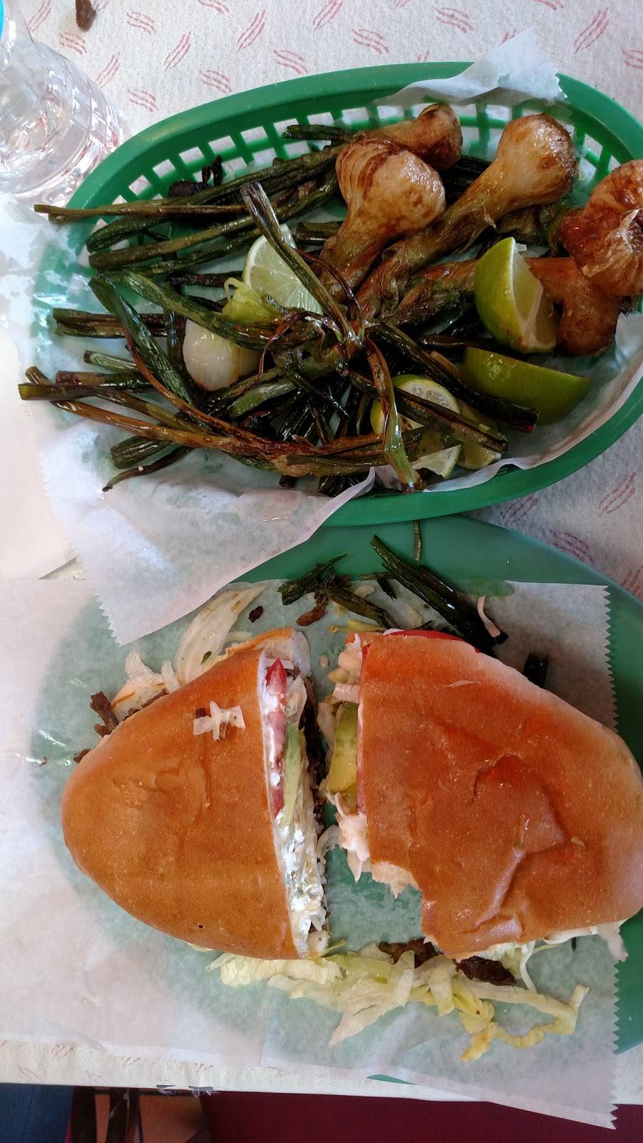 El Faro Restaurant | restaurant | 9 N State St, Elgin, IL 60123, USA | 8478880161 OR +1 847-888-0161