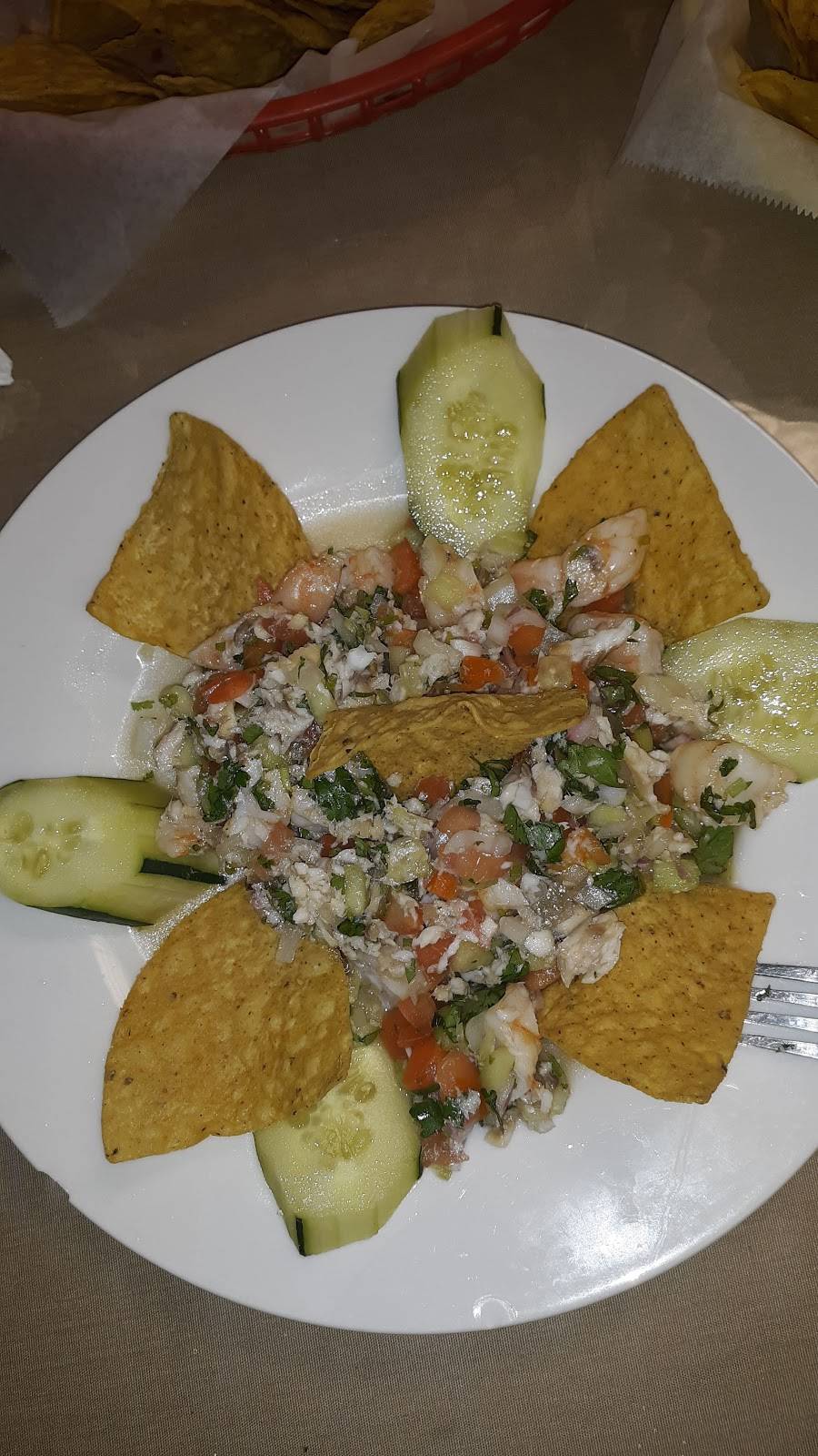 Pueblito | restaurant | 14450 South La Grange Road, Orland Park, IL 60462, USA | 7086454841 OR +1 708-645-4841