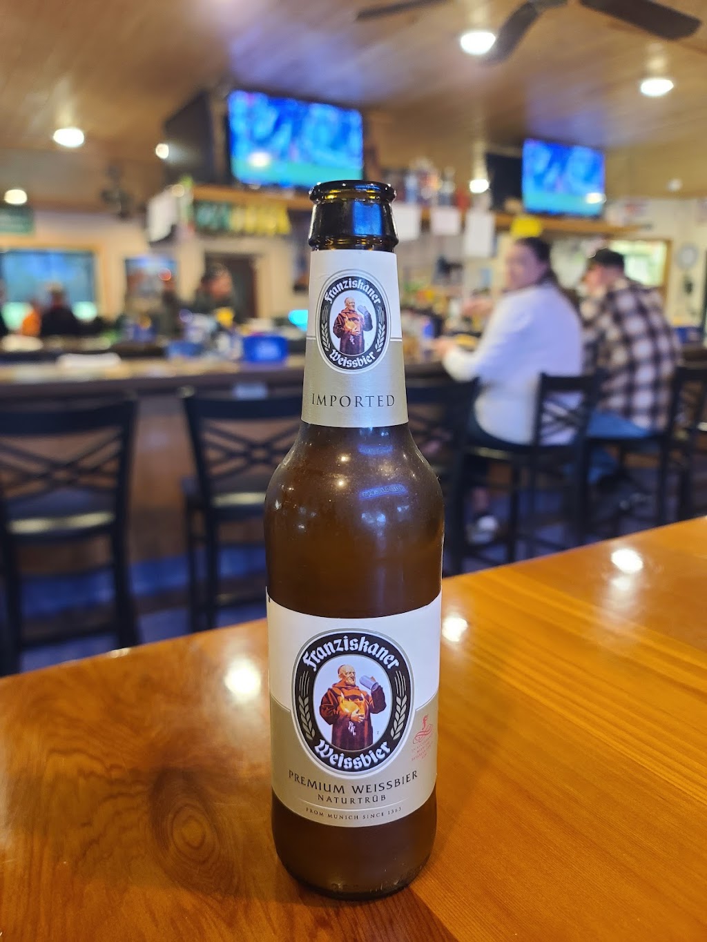 Fishys Bar & Grill | restaurant | 100 Commercial St, La Valle, WI 53941, USA | 6089857710 OR +1 608-985-7710