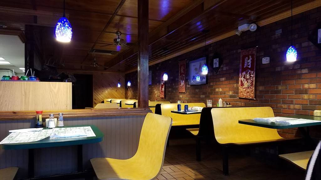 Wok & Roll | restaurant | 388 E Main St, Newport, VT 05855, USA | 8023349288 OR +1 802-334-9288