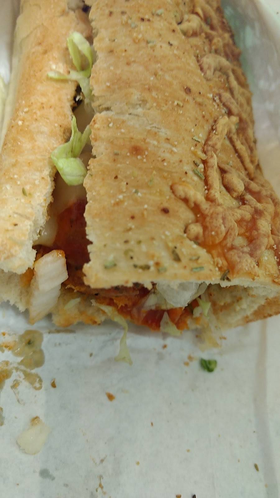 Subway | restaurant | 5270 Griggs Rd Bldg C, Houston, TX 77021, USA | 7136369511 OR +1 713-636-9511