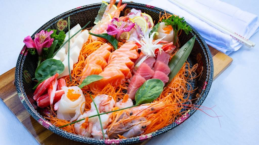 Golden Maki Japanese Restaurant | restaurant | 1100 Davis Dr, Newmarket, ON L3Y 8W8, Canada | 9058981028 OR +1 905-898-1028