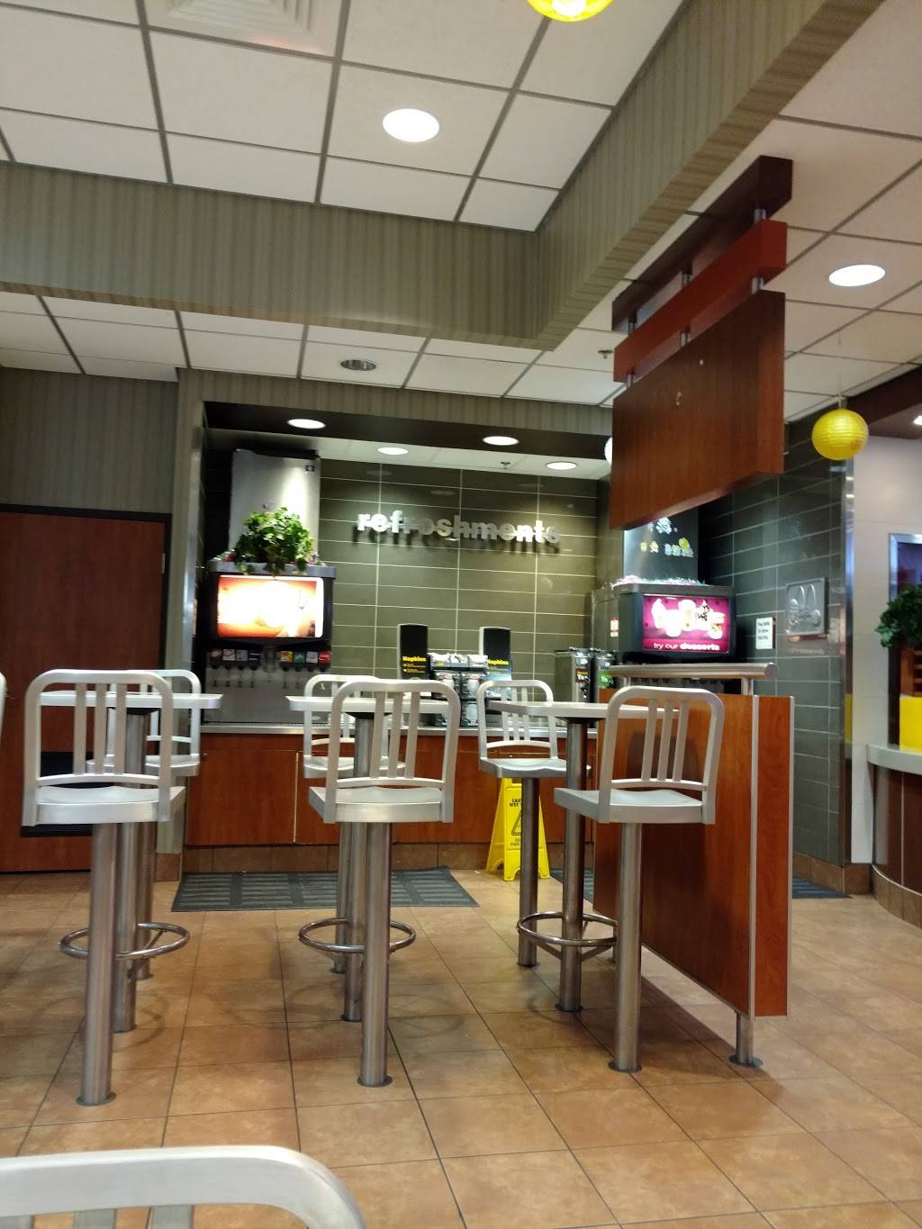 McDonalds | cafe | 2101 7th St, Bay City, TX 77414, USA | 9792444290 OR +1 979-244-4290