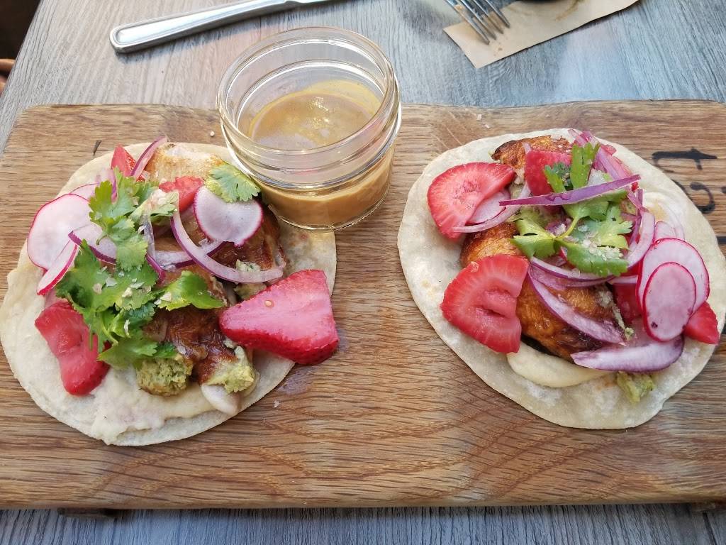 täkō | restaurant | 214 6th St, Pittsburgh, PA 15222, USA | 4124718256 OR +1 412-471-8256