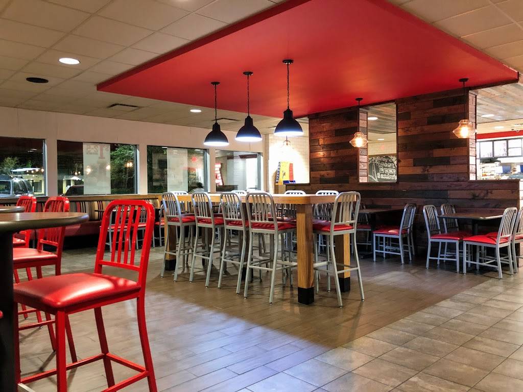 Arbys | restaurant | 10477 San Jose Blvd, Jacksonville, FL 32257, USA | 9042609156 OR +1 904-260-9156