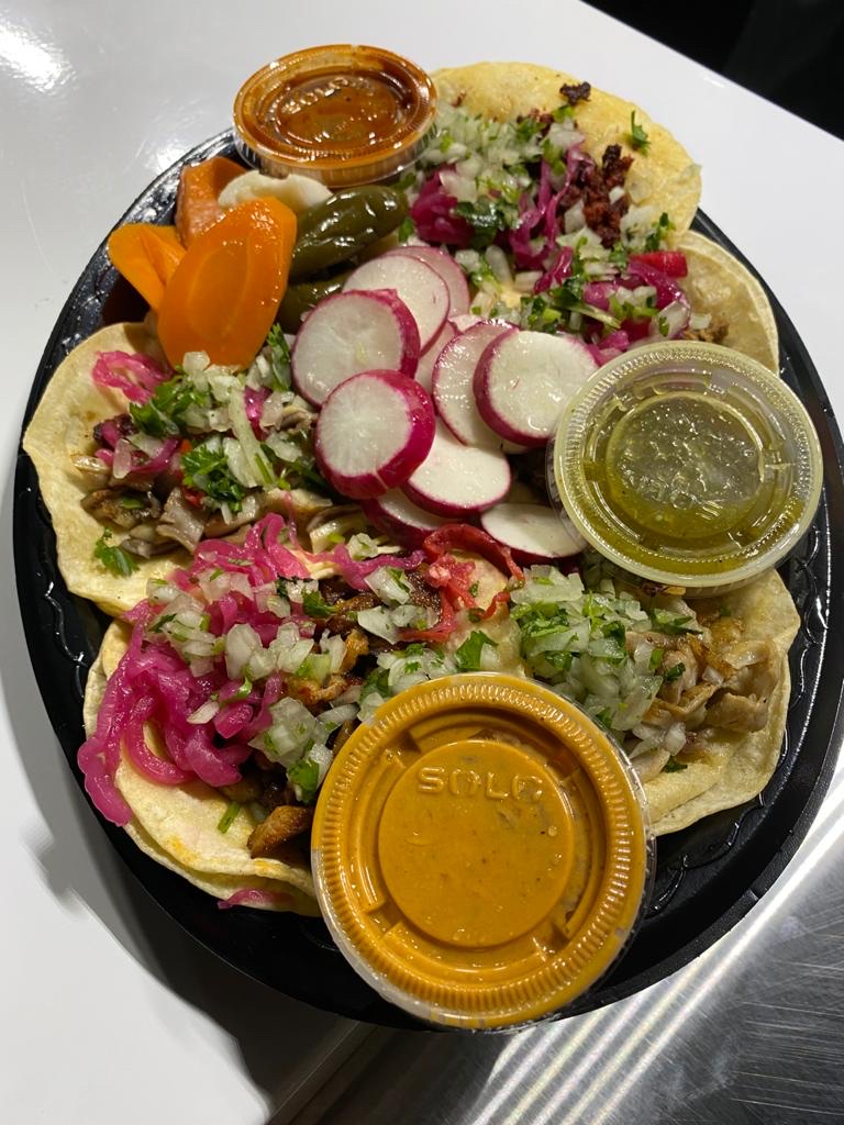 Taqueria Reyes del Sabor | restaurant | E Charleston Blvd, Las Vegas, NV 89142, USA | 7029551845 OR +1 702-955-1845