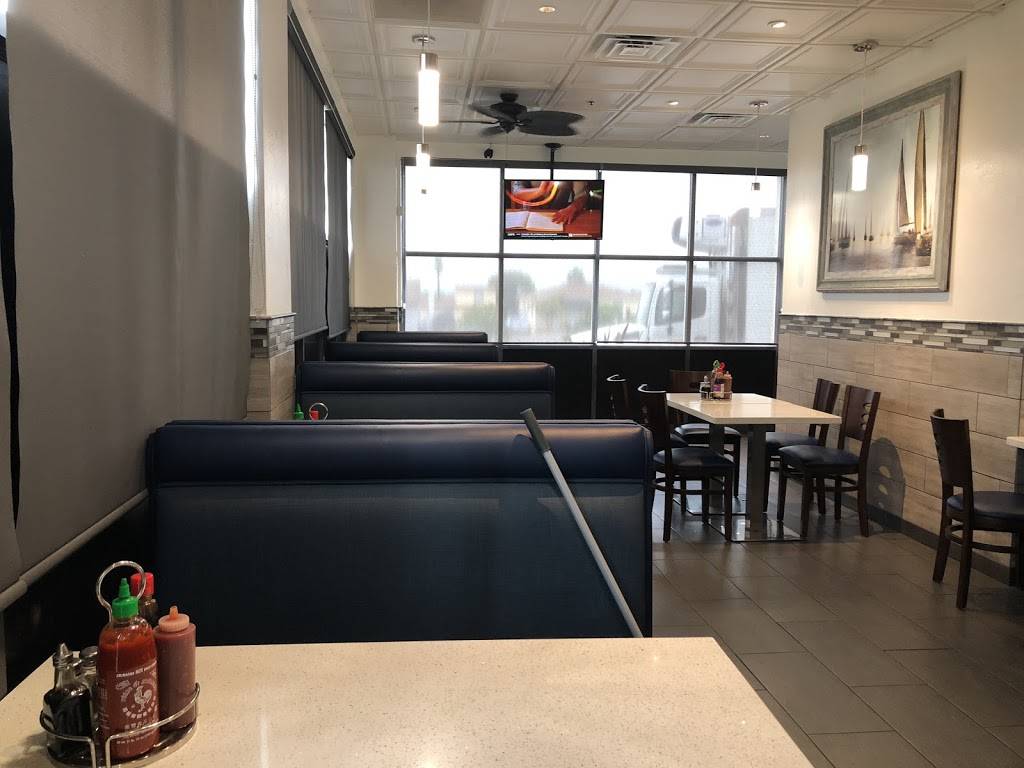 Ocean Pho | restaurant | 5458, 1574 Barton Rd, Redlands, CA 92373, USA | 9097936181 OR +1 909-793-6181