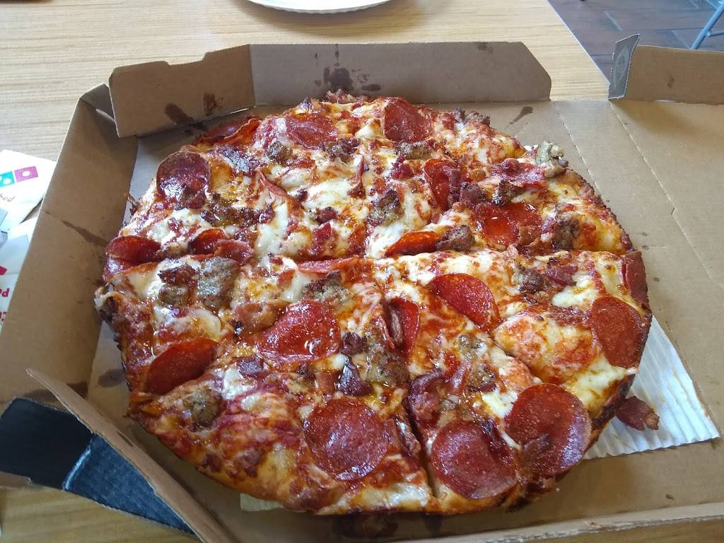 Dominos Pizza | meal delivery | 3930 Lindell Blvd, St. Louis, MO 63108, USA | 3146523030 OR +1 314-652-3030