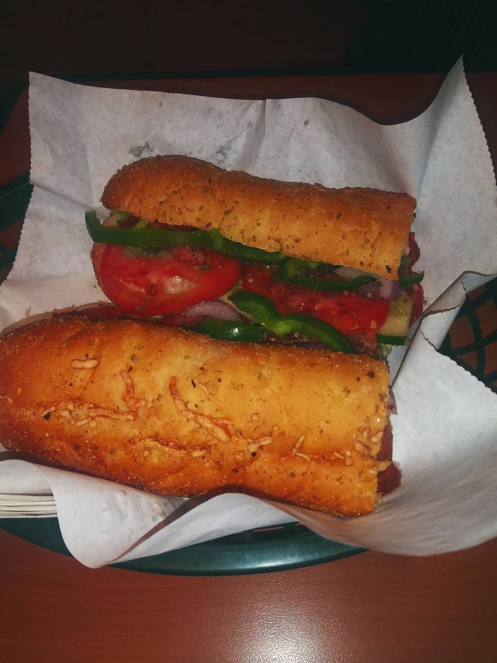 Subway Restaurants | restaurant | 6814 18th Ave, Brooklyn, NY 11204, USA | 7182563618 OR +1 718-256-3618