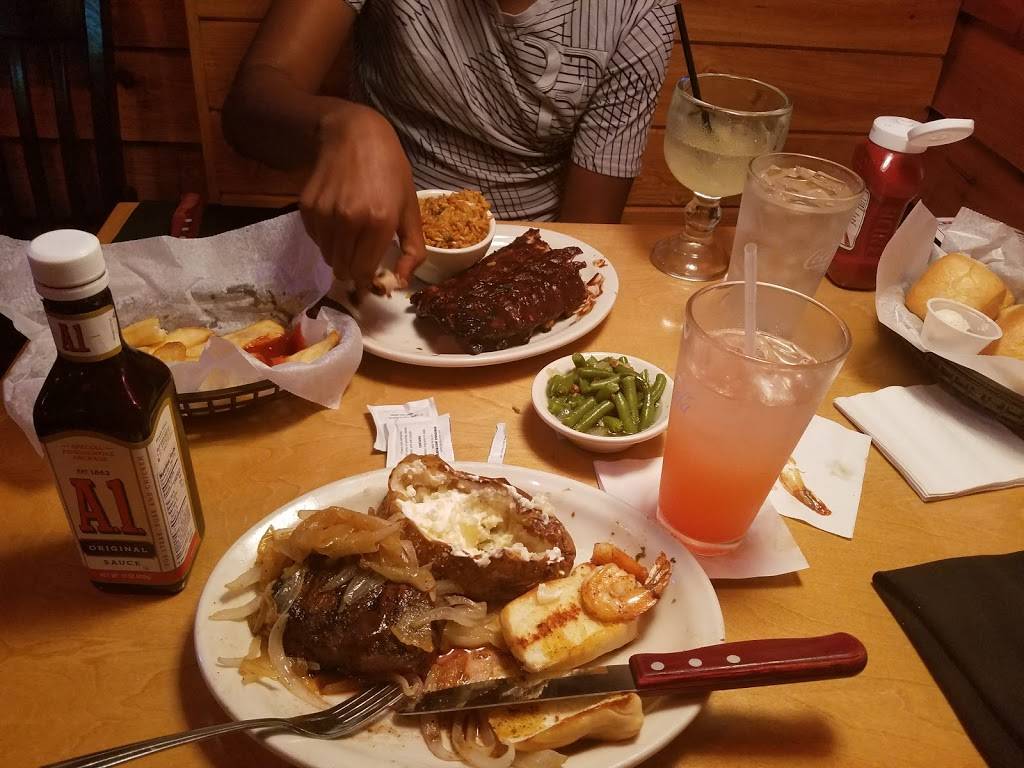 Texas Roadhouse | restaurant | 1545 Street Rd, Bensalem, PA 19020, USA | 2156397427 OR +1 215-639-7427