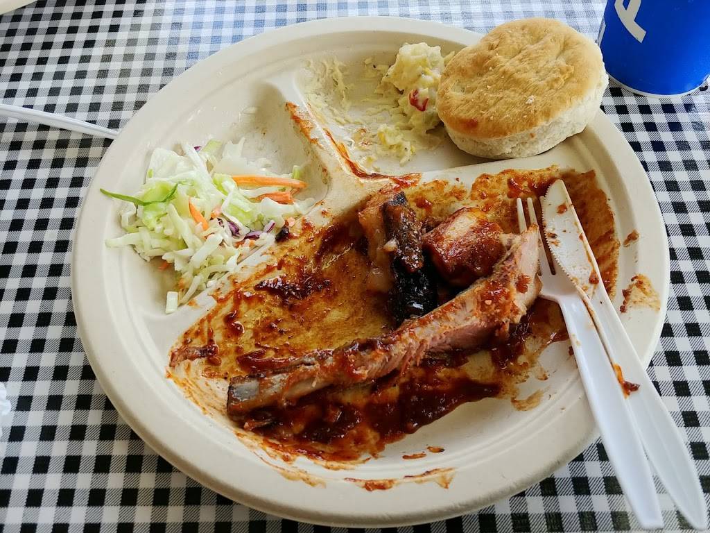 Rhodies Smokin BBQ | restaurant | 30375 SE High Point Way, Preston, WA 98050, USA | 4252226428 OR +1 425-222-6428
