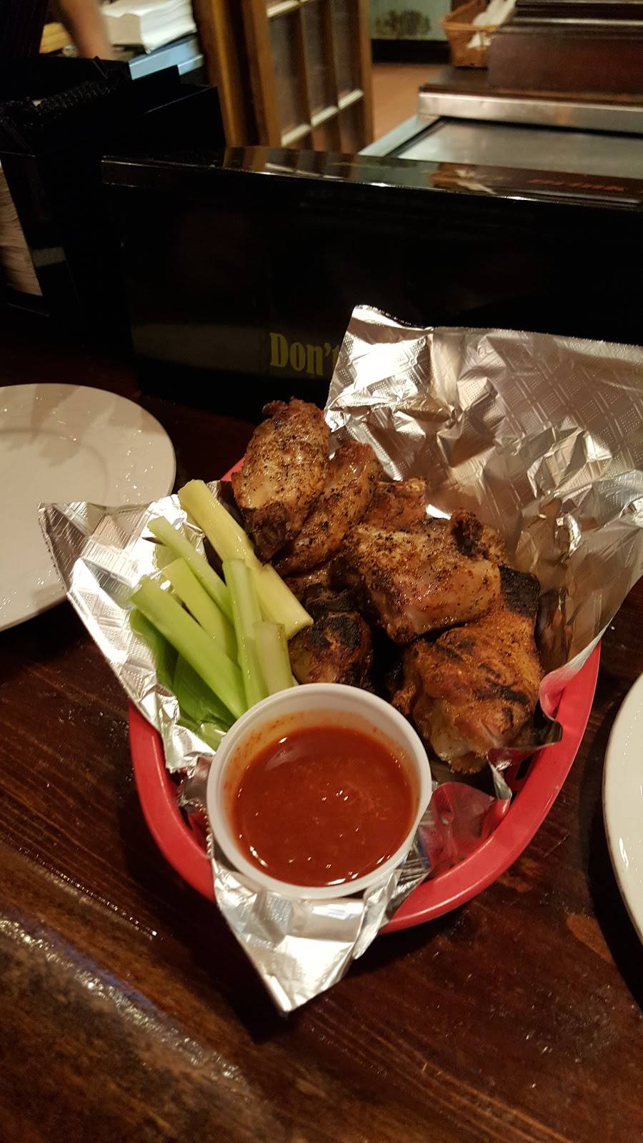 Hurricane Maggies Bar and Grill | restaurant | 7710 N Kings Hwy, Myrtle Beach, SC 29572, USA | 8434975000 OR +1 843-497-5000