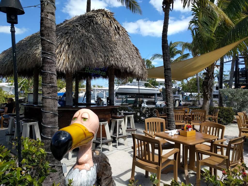 The Buzzards Roost | restaurant | 21 Garden Cove Dr, Key Largo, FL 33037, USA | 3054533746 OR +1 305-453-3746